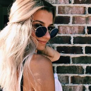 Meet your Posher, Hailey